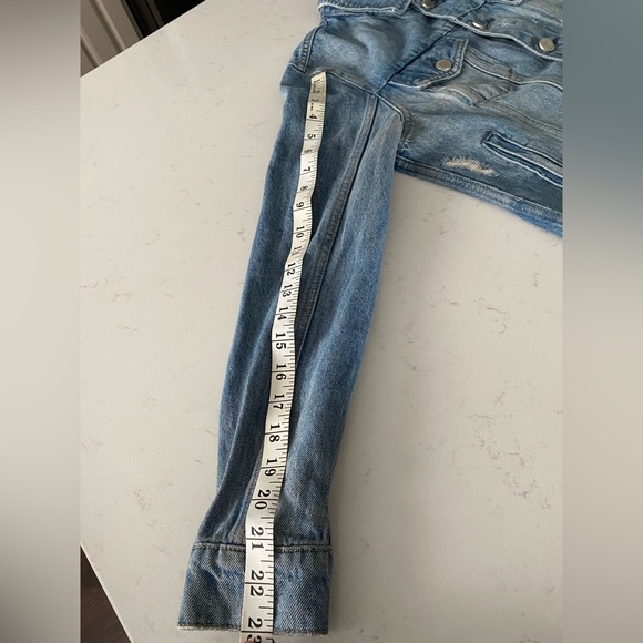 BLANK NYC Raw Hem Distressed Denim Jean Jacket: size Small - Picture 10 of 14